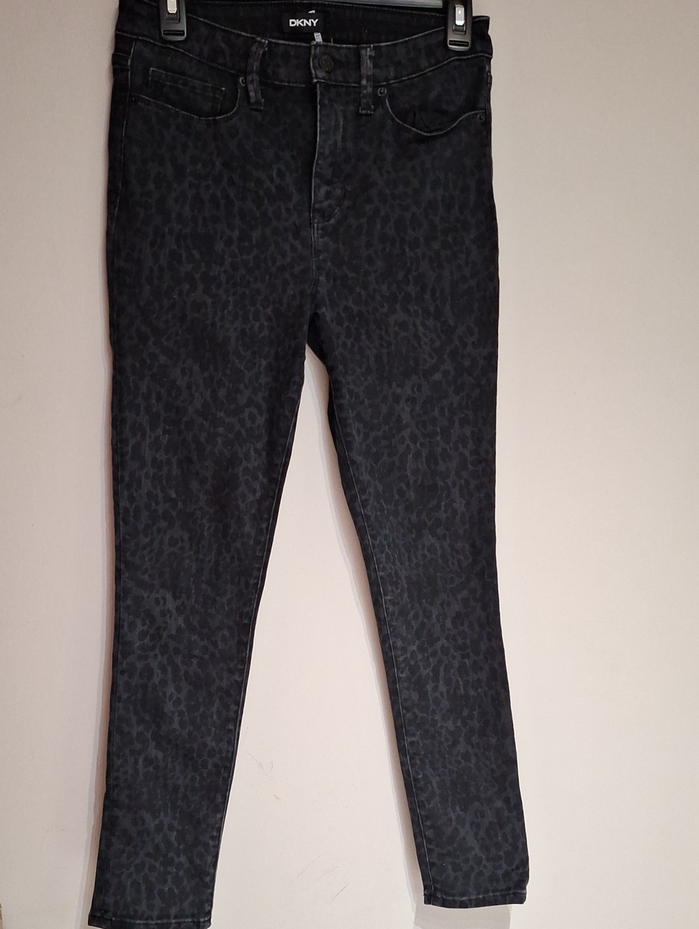DKNY Women’s Charcoal Black Leopard Skinny Jeans